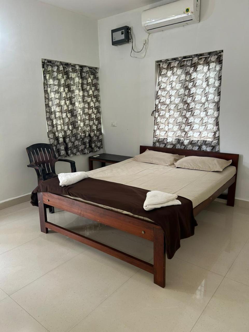 Hare Krishna Hotel Arambol Exterior photo